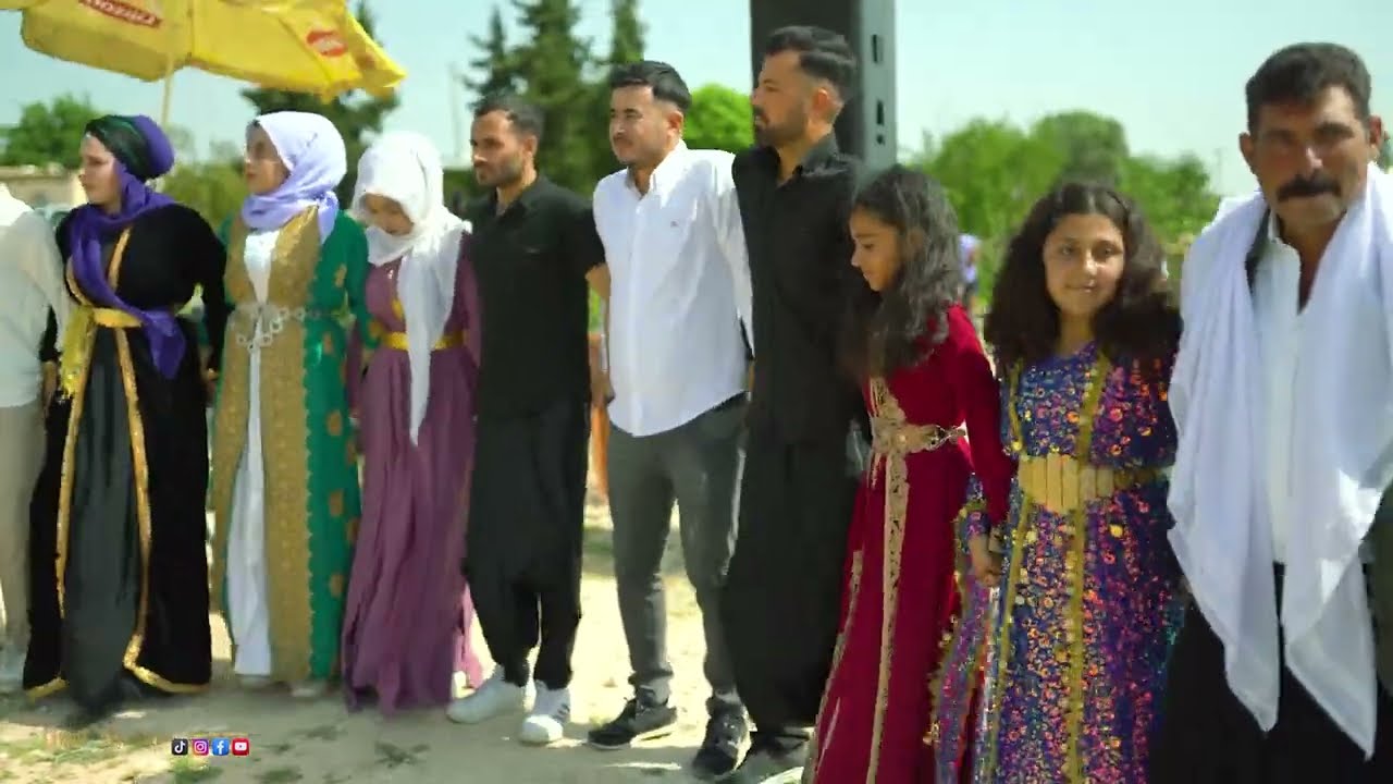 KÖY DÜĞÜNLERİ BİR BAŞKADIR KIRPİNİ KÖYÜ EFSANE GENÇLER EFSANE OYNUYORLAR GRUP MİRXAN PİYANİST ÜNAL