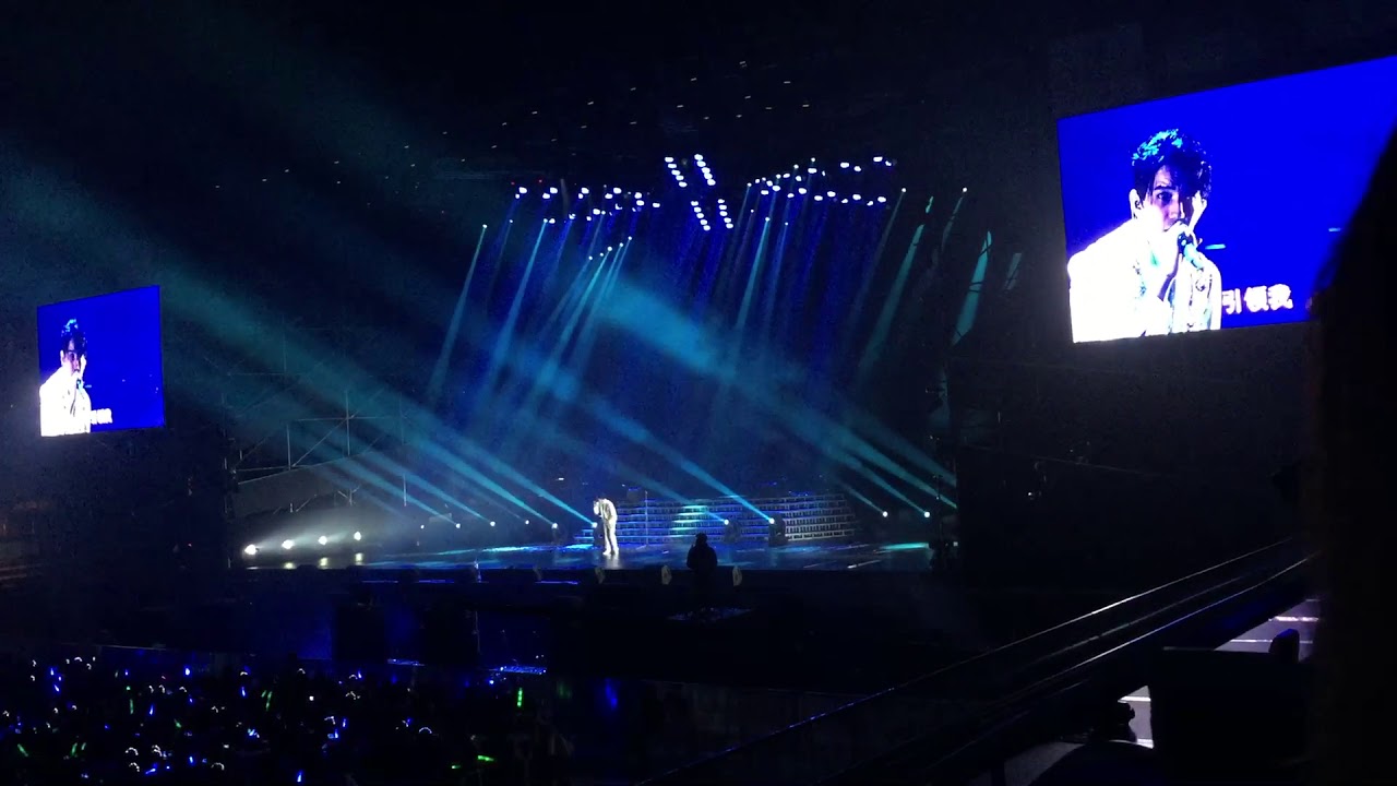 Dimash 20180105 Fuzhou concert “S.O.S” fancam