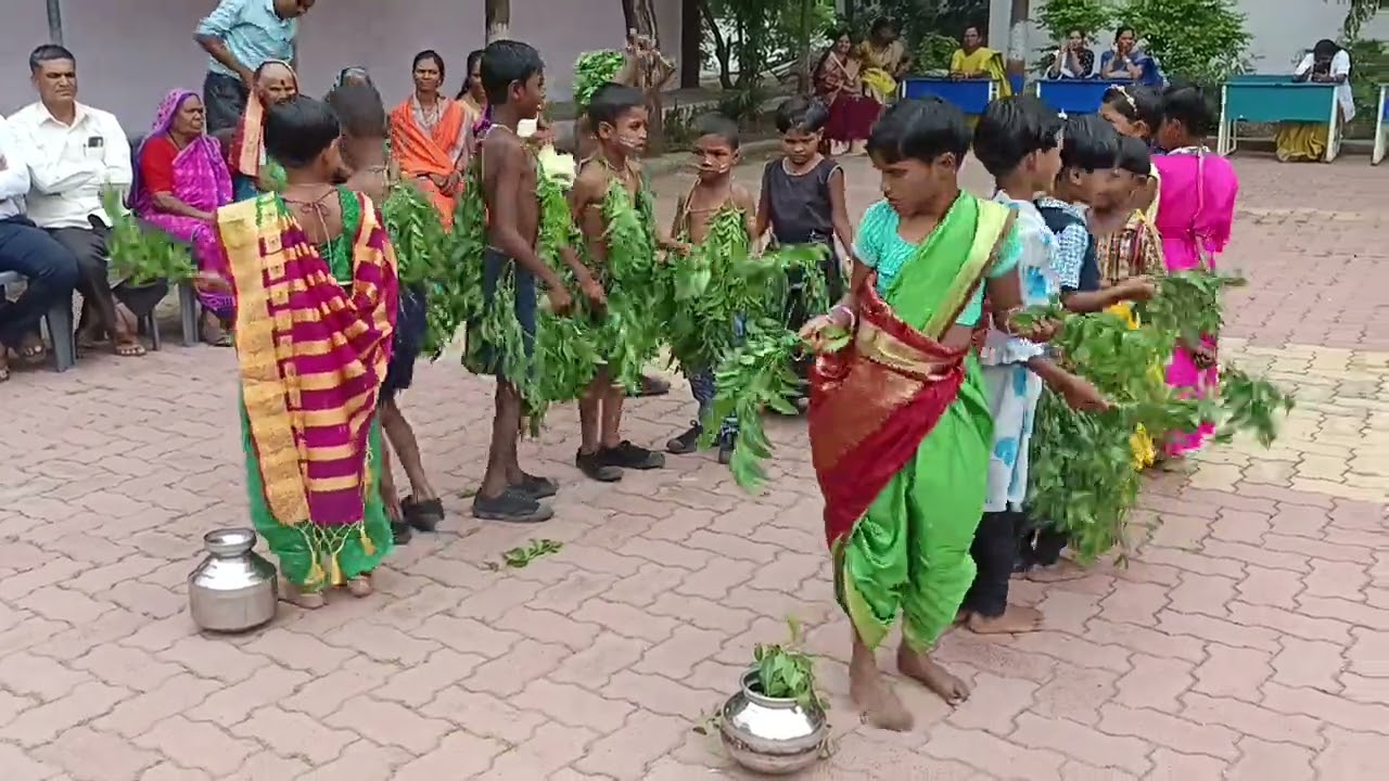 धोंड्या धोंड्या पाणी दे 