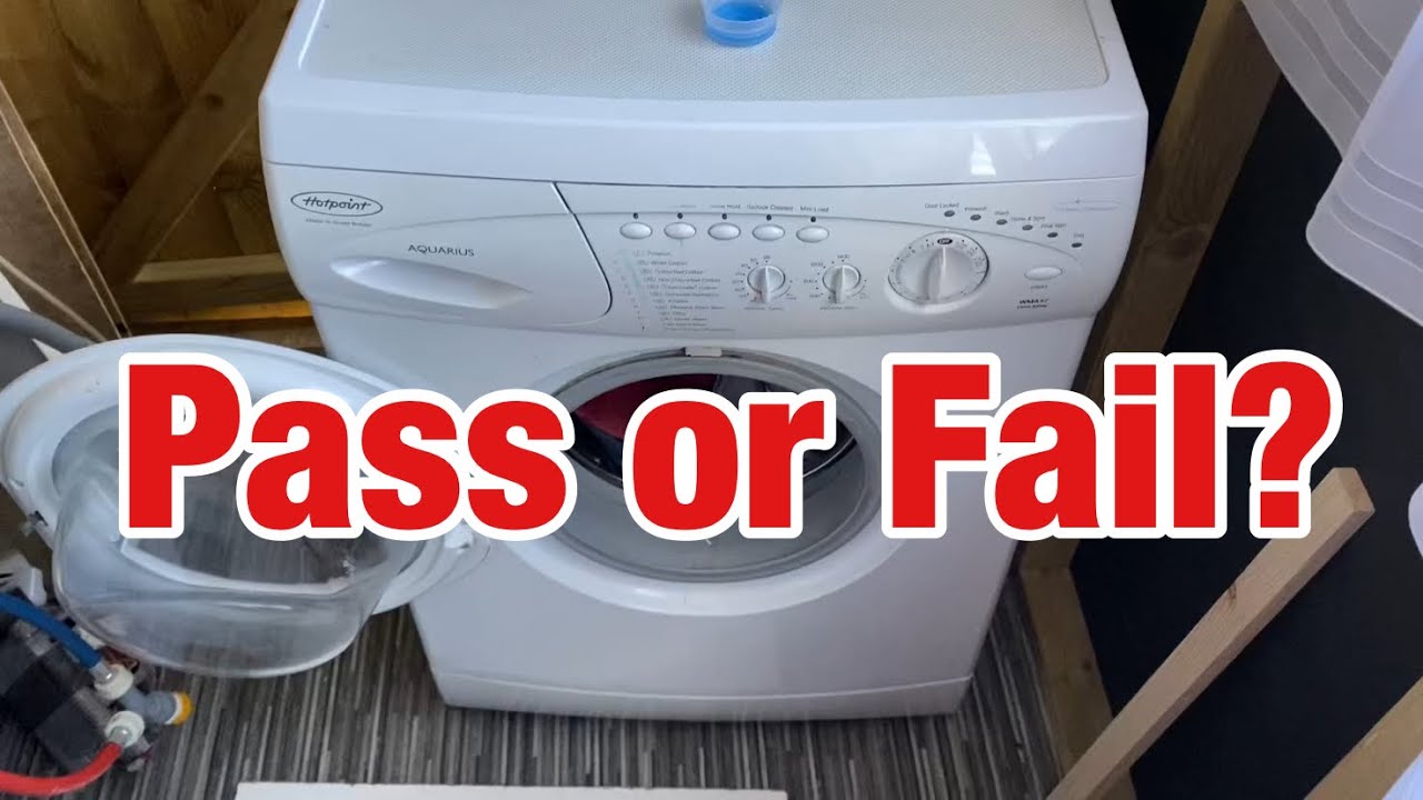 Hotpoint Aquarius WMA37 washing machine || Test wash: Pass or fail? Non colourfast cottons 40
