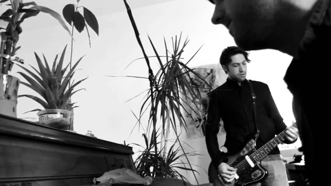 Mini Mansions - 