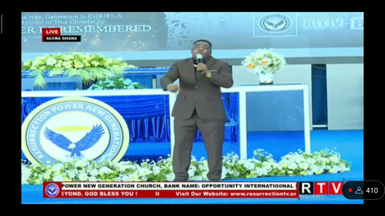 Make ups has deceived a lot of men to married to an ugly women,,'''ps Steven Badu'''