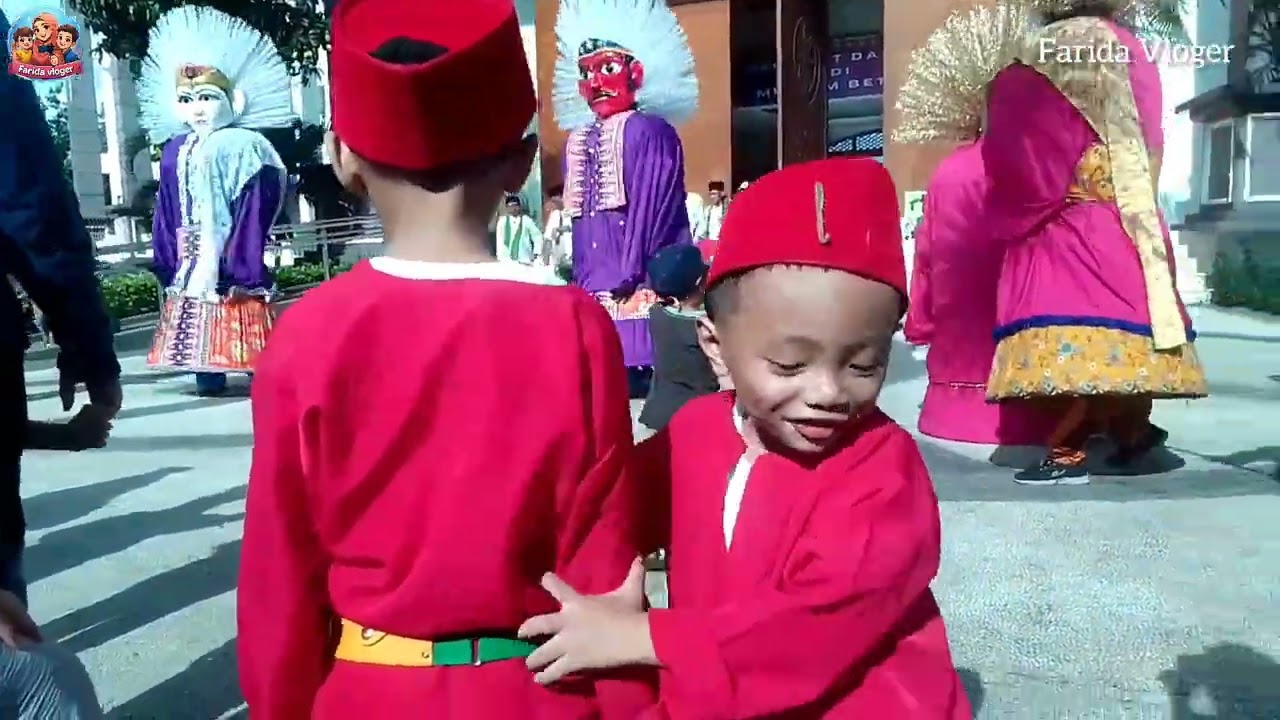 SENI DAN BUDAYA BETAWI LAGU DKI NGARAK ONDEL-ONDEL