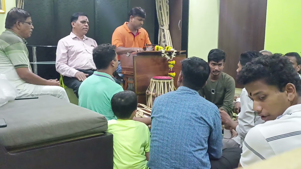 कार्यारंभी तुला पुजावे, बुवा श्री. दत्ता गोसावी, पखवाज - श्री. गणेश मेस्त्री