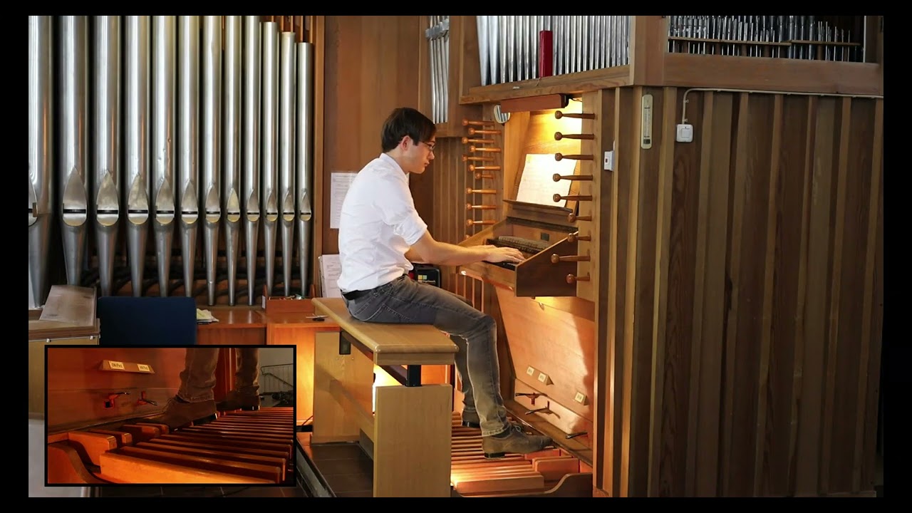 Highland Cathedral | Organ Performance by Manuel Böhm
