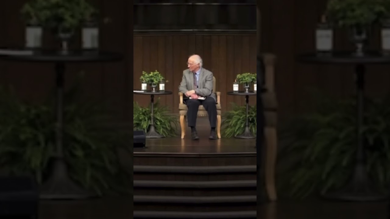 John MacArthur on Steve Lawson &ldquo;Don&rsquo;t make close friends with the people you serve with&rdquo;!