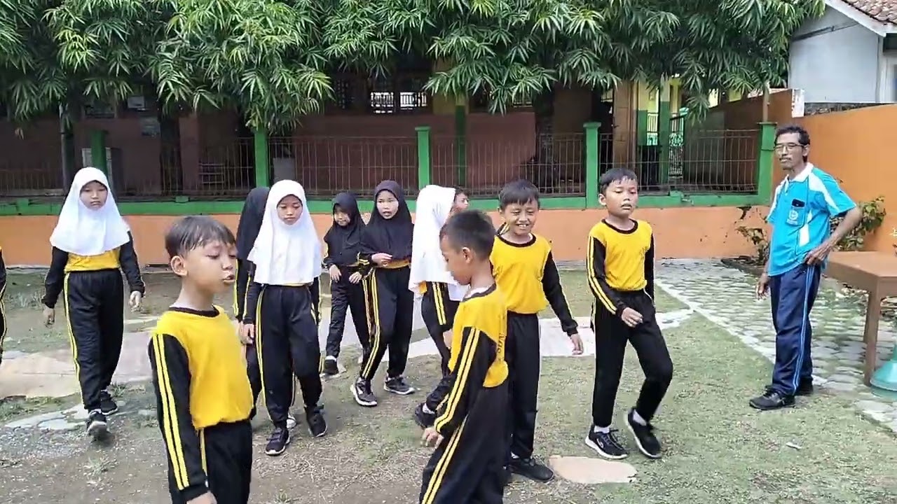 Pembelajaran PJOK Pak Rusito (@SDN 3 Cilangkap) #sekolah #kelas #siswa #sdn #kegiatan #belajar