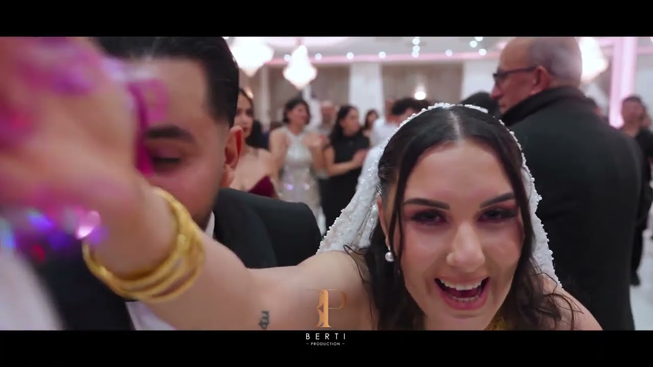 BURCU İLE HASAN KURUCU AİLESİ ANTEP DÜĞÜNÜ PARİS BÖYLE BİR DÜĞÜN GÖRMEDİ 