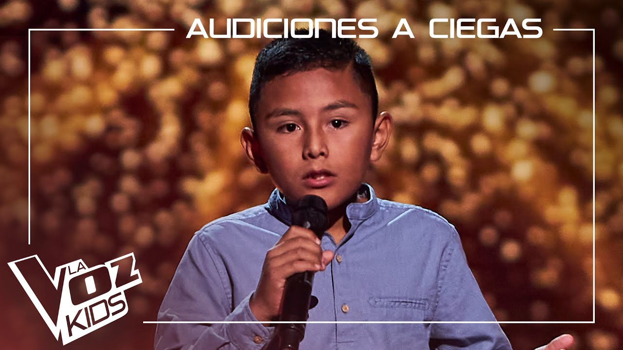 Arón Góngora canta 