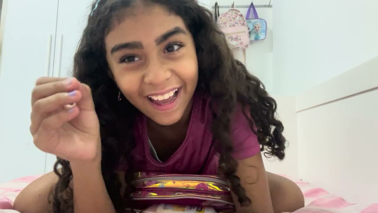 ￼Mostrando meu material escolar de 2026￼😊