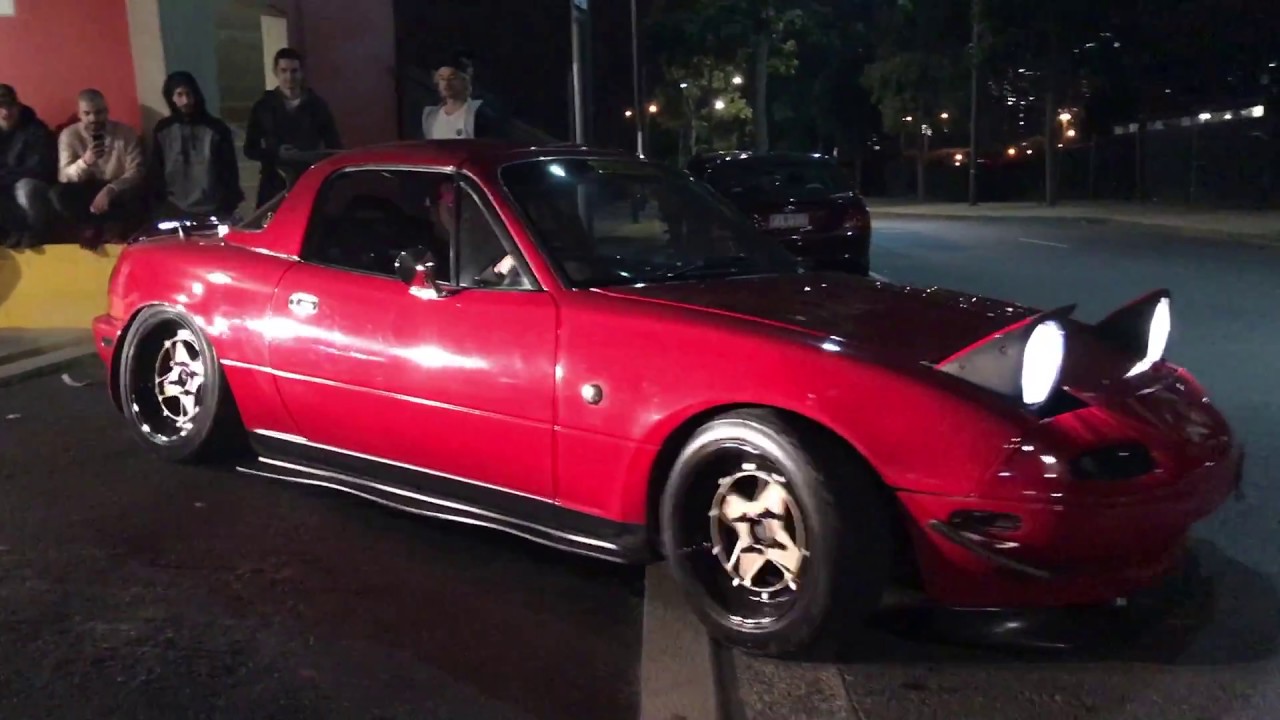 Cars Leaving Melbourne Car Meet (Burnouts, Drifts, Donuts) 2/6/17