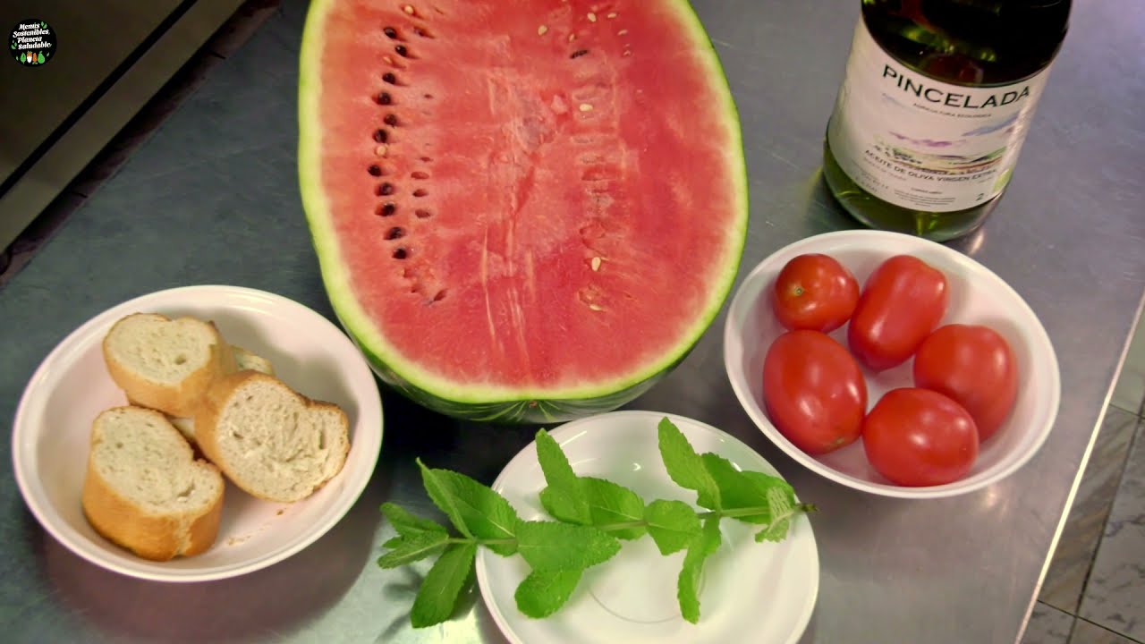 Gazpacho de sandía con tomate y menta - El recetario de #MenúsSostenibles