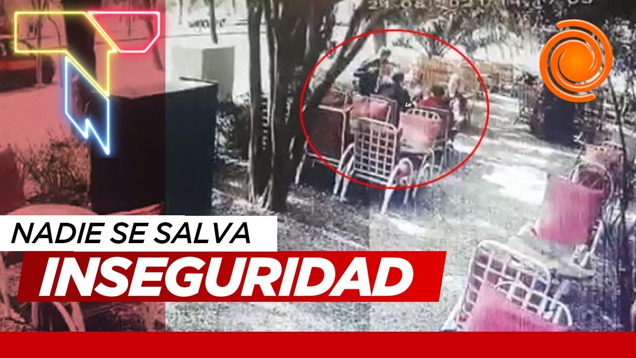 Salieron a comer al Parque Sarmiento y cuando estaban en la mesa le robaron a punta de pistola