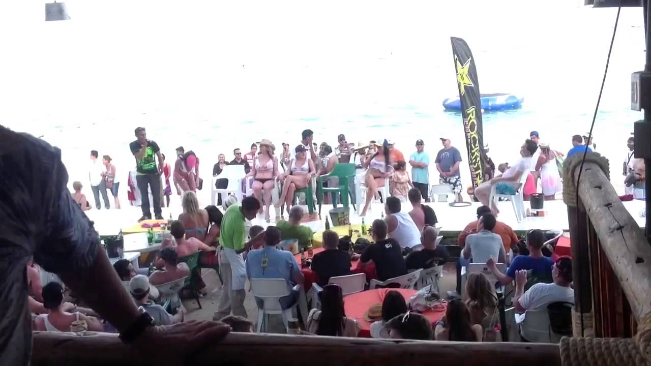 Mango Deck 2013 (show intermedio partido fut)