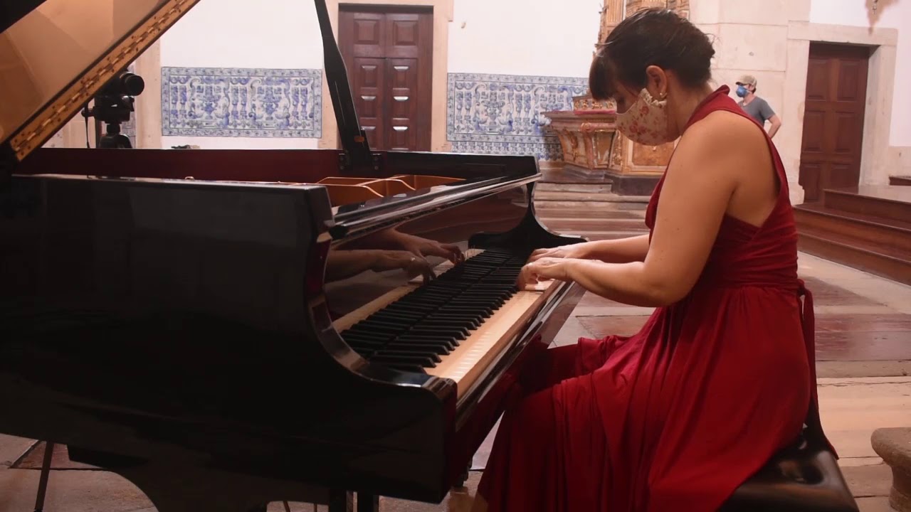 Sonatina Mozartiana, mov. I - de Gilberto Mendes, por Beatriz Alessio, Piano