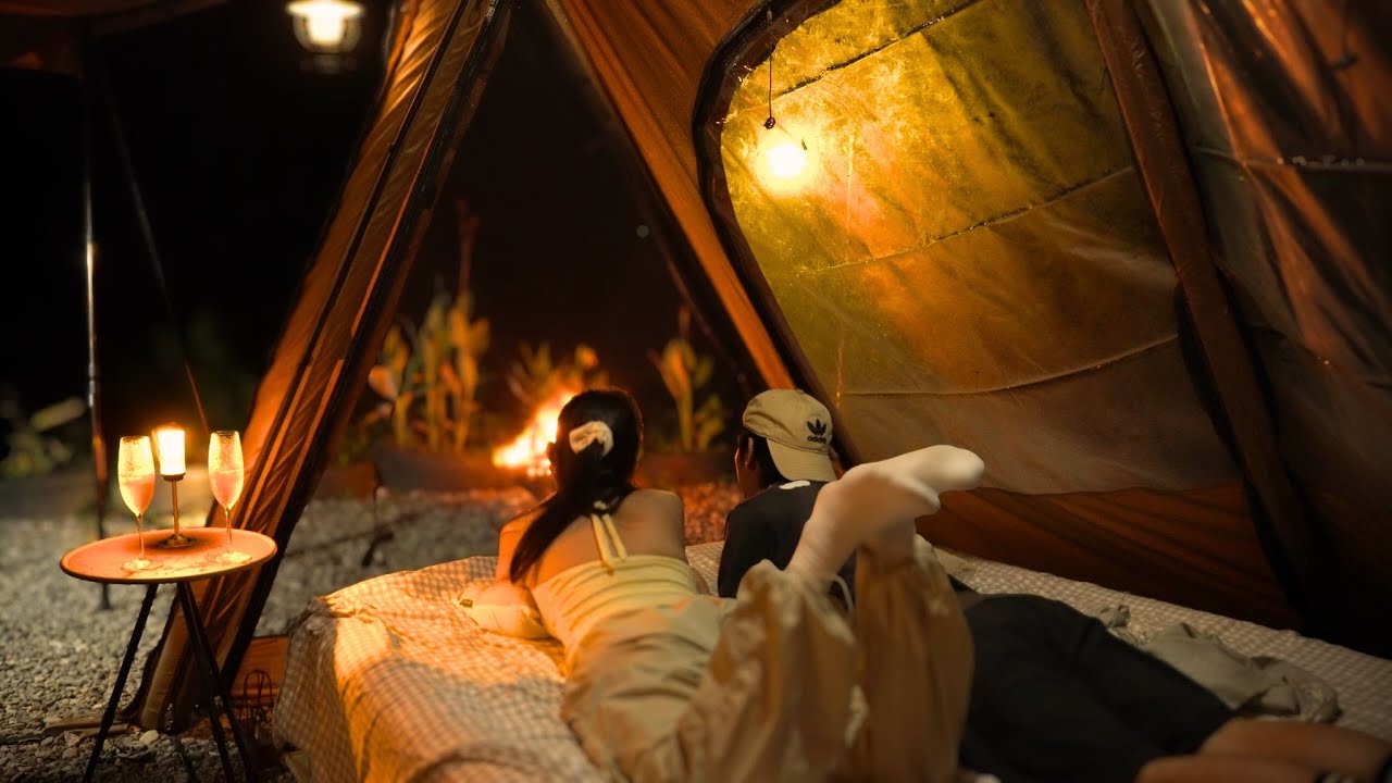 Inflatable Tent Camping ⛺ | Peaceful Hillside Night 🌄 with Noodles 🍜 & BonFire 🔥