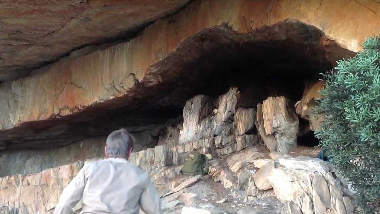 Searching for cave art in the Karoo, Day 5