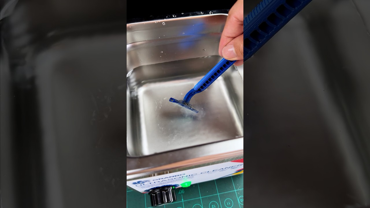 Ultrasonic Cleaner: Effortlessly Cleaning Tiny Crevices. #ultrasoniccleaning