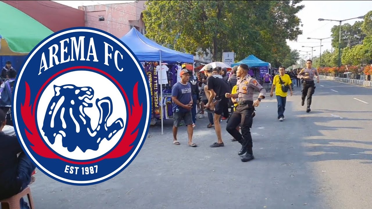 Detik-Detik Aremania Ditangkap Persik Mania Di Depan Stadion Brawijaya Kediri 2023