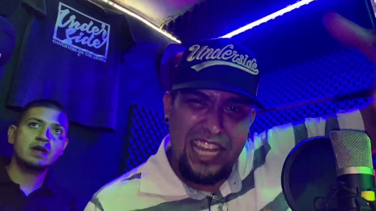 UN DIA DE LOCOS - UNDER SIDE 821 (VIDEO STUDIO)