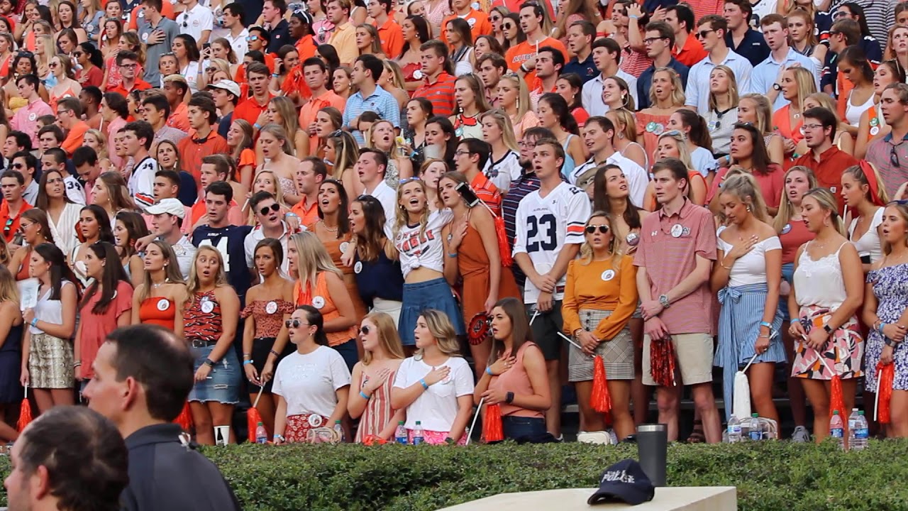 Auburn students sing God Bless America, National Anthem @ MSU game