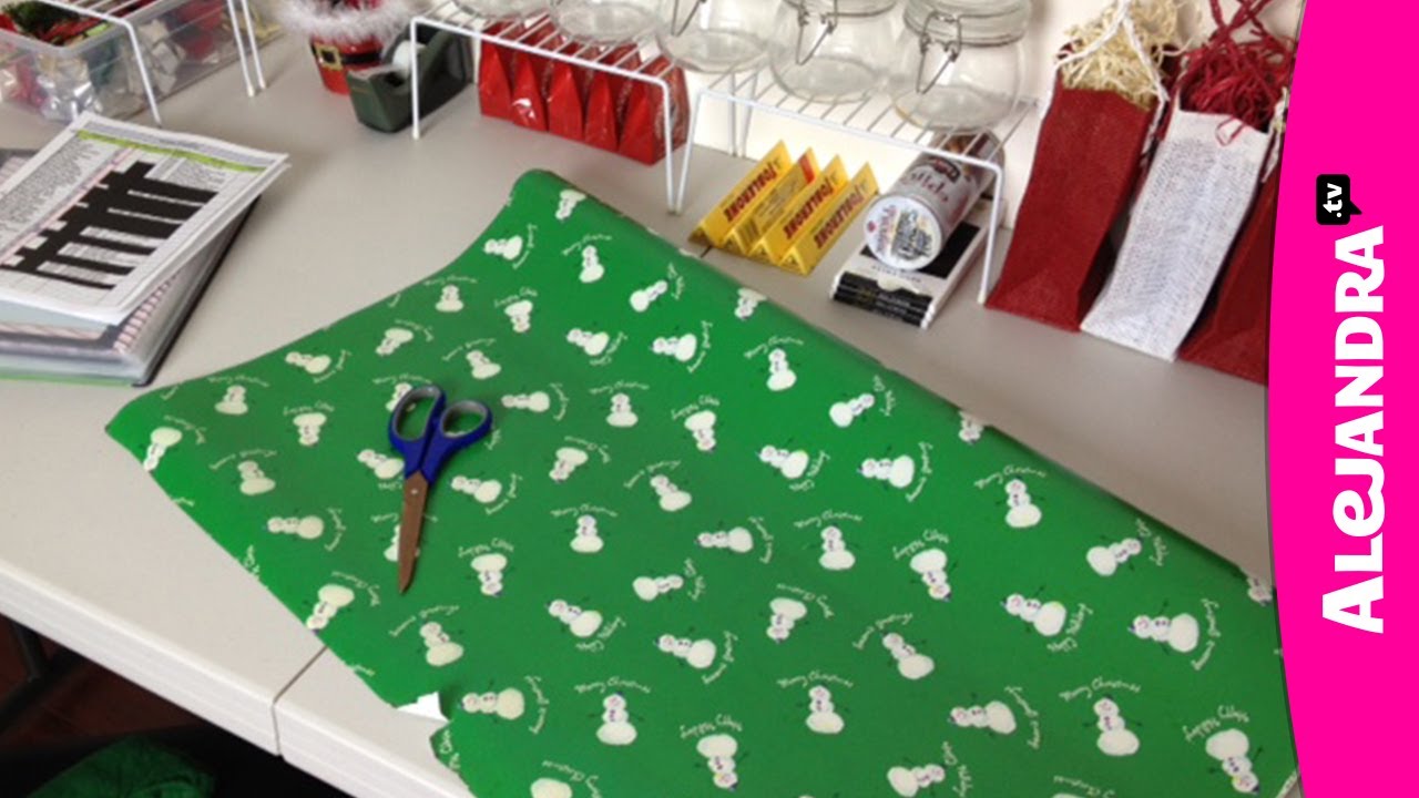 Станция упаковки подарков на Рождество