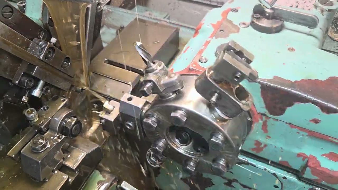 AUTOMATIC CAM LATHE