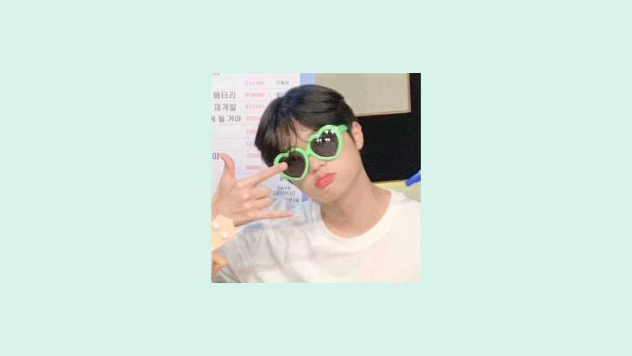 crayon - pretty girl sped up ( produce x 101 )