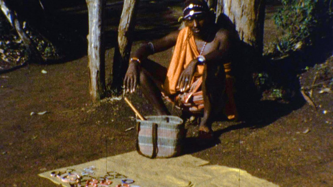 Kenya 1980 - visiting a Masai village (silent super 8mm film)