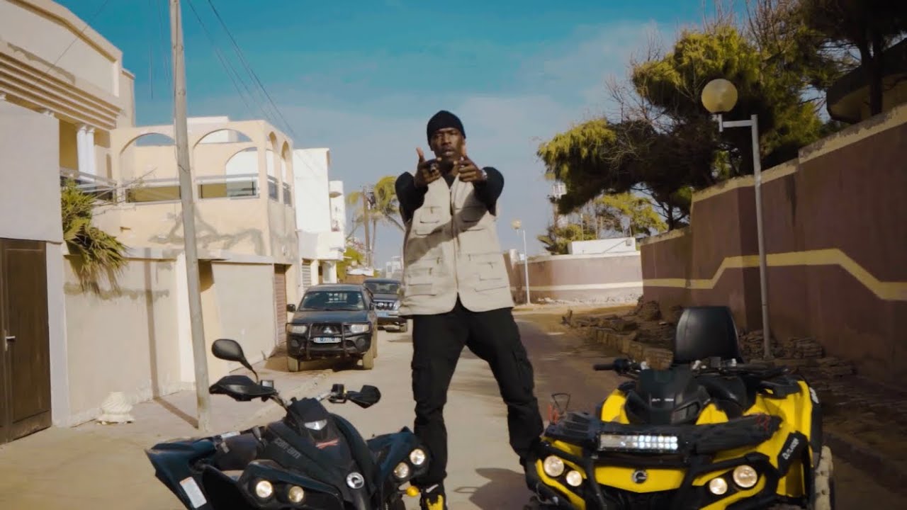 Nitdoff - KK MOY NUMBER 1 (clip officiel)
