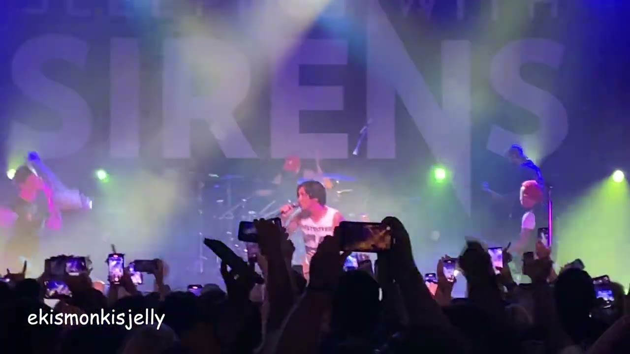 Sleeping With Sirens - A Trophy Fathers Trophy Son | The Family Tree Tour