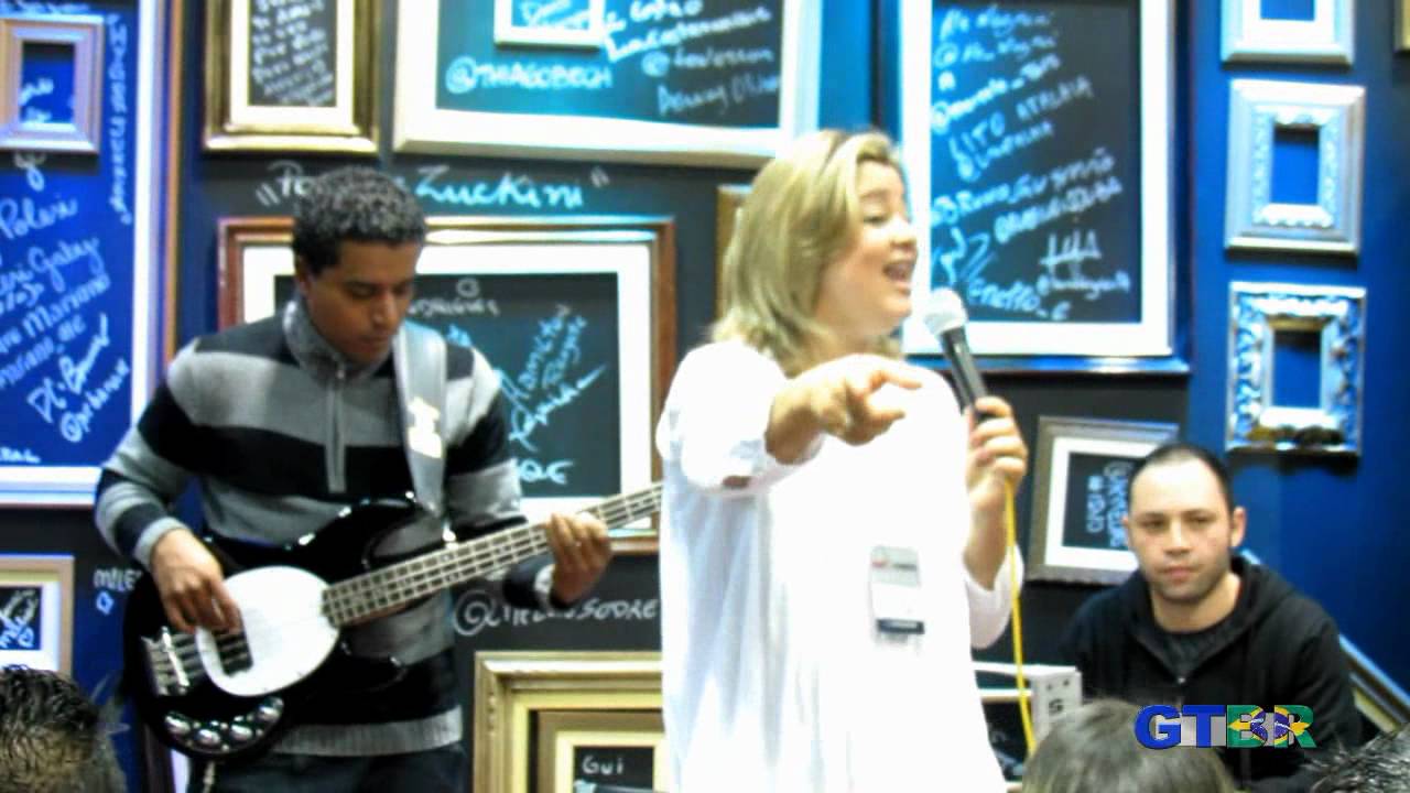 [HD] Bom &eacute; louvar - Leila Francieli na ExpoCrist&atilde; 2012