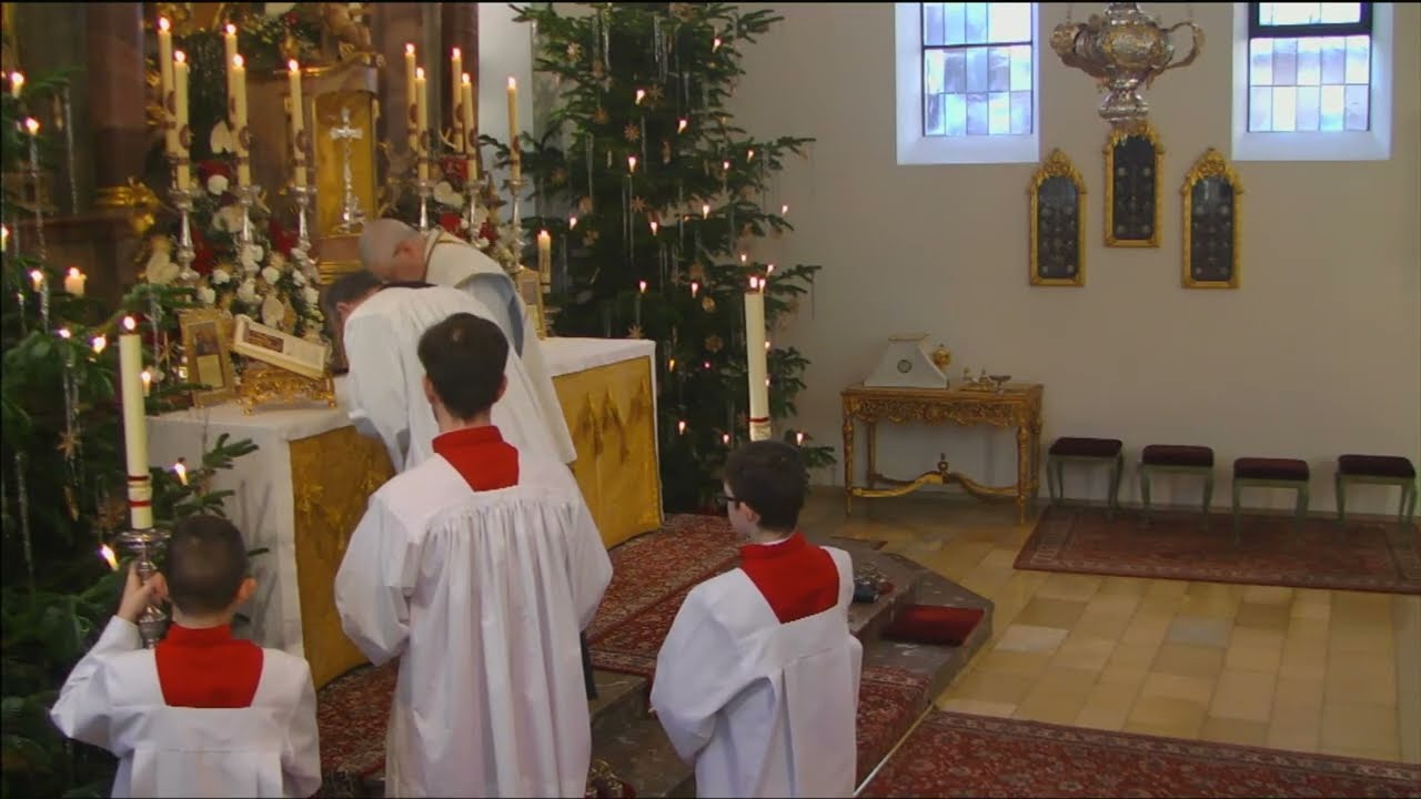 01. Januar 2025 - Gesungenes Amt  im tridentinischen Ritus - Priesterseminar Herz Jesu