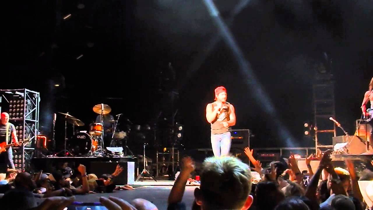 Kip Moore - Get Into Something - Isleta Amphitheater Albs - 8.14.2015