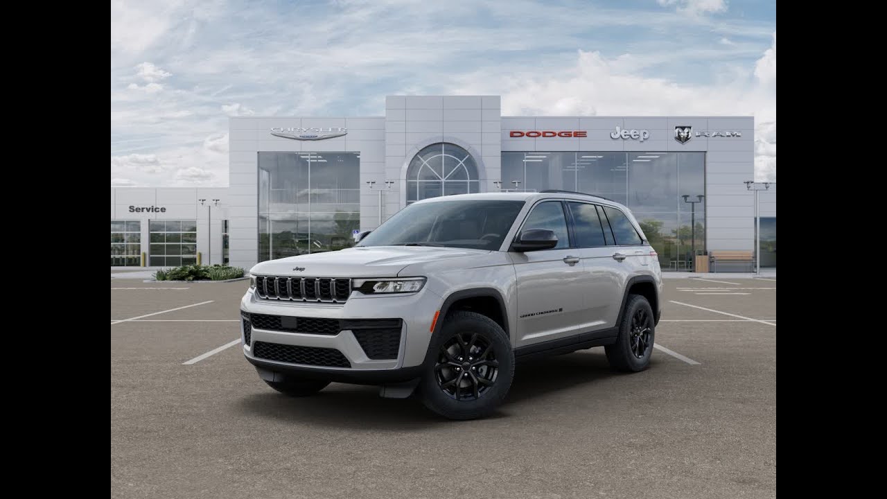 2026 Jeep Grand Cherokee Laredo IN Michigan City, La Porte, Valparaiso, Chesterton, Long Beach