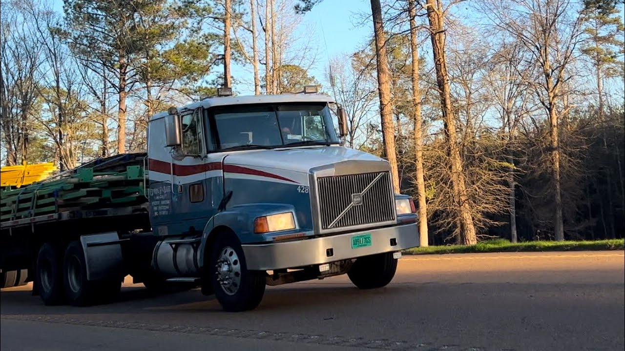 Truck Spotting On I-20 - Part 86