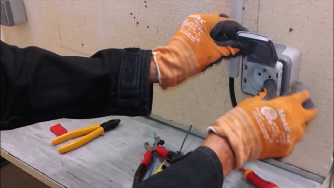 cablage Boite de dérivation et prise plexo avec cale 3 G 2 5 Tube IRL Métro 3