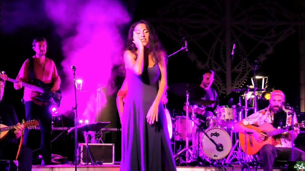 Enza Pagliara Lì Bellizzi ricordo a Giovanna Marini - danza Viola Centi tappa Notte della Taranta24
