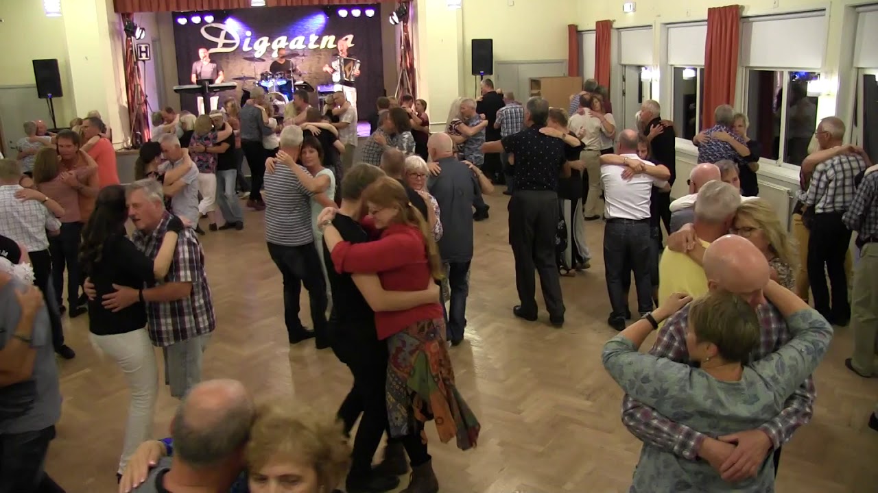 Lagagården 17/9 2019 med Diggarna no: 3 av 3. Foxtrot.