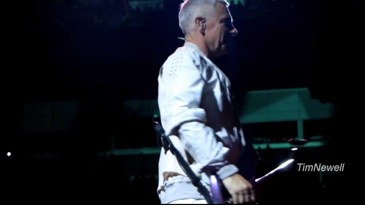 U2 (HD 1080) I'll Go Crazy If I Don't Go Crazy Tonight - Pittsburgh 2011-07-26 - Heinz Field - 360
