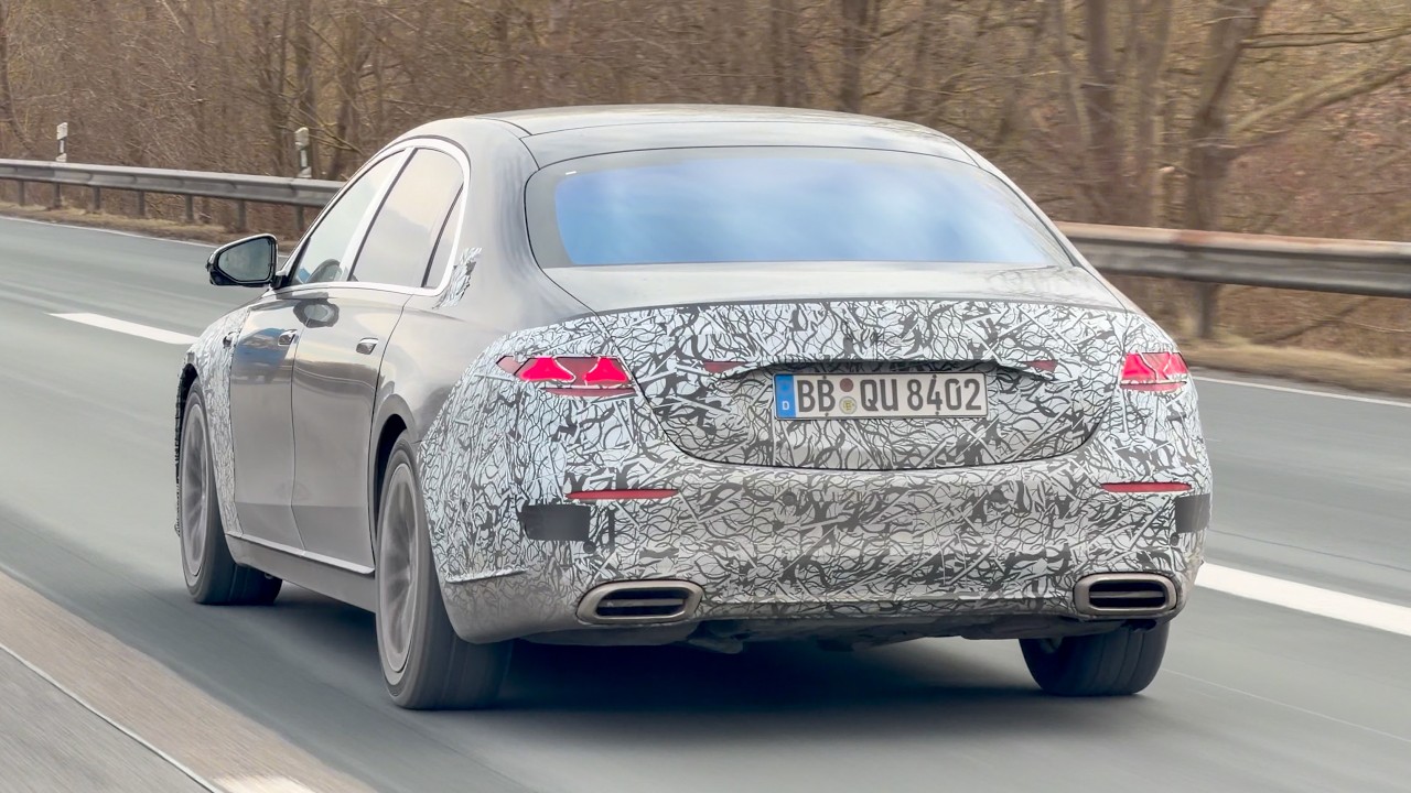 2027 MERCEDES-MAYBACH S CLASS TESTING ON GERMAN AUTOBAHN