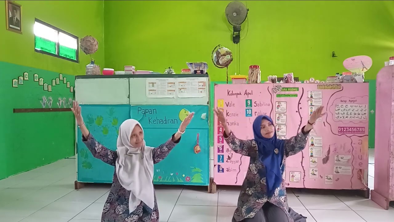 Tari Qolbi fil Madina // KB Muslimat NU Ceria