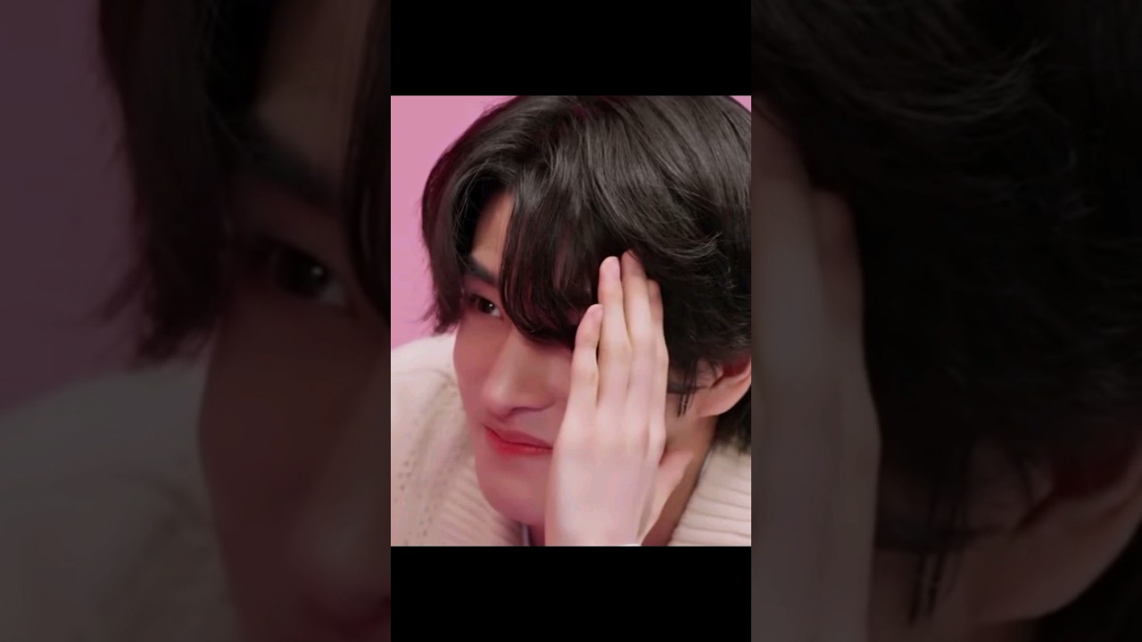 jakehoon is super shy 😳🤭 #jakehoon #sungjake #jake #sunghoon #enhypen #engene #kpop #shorts