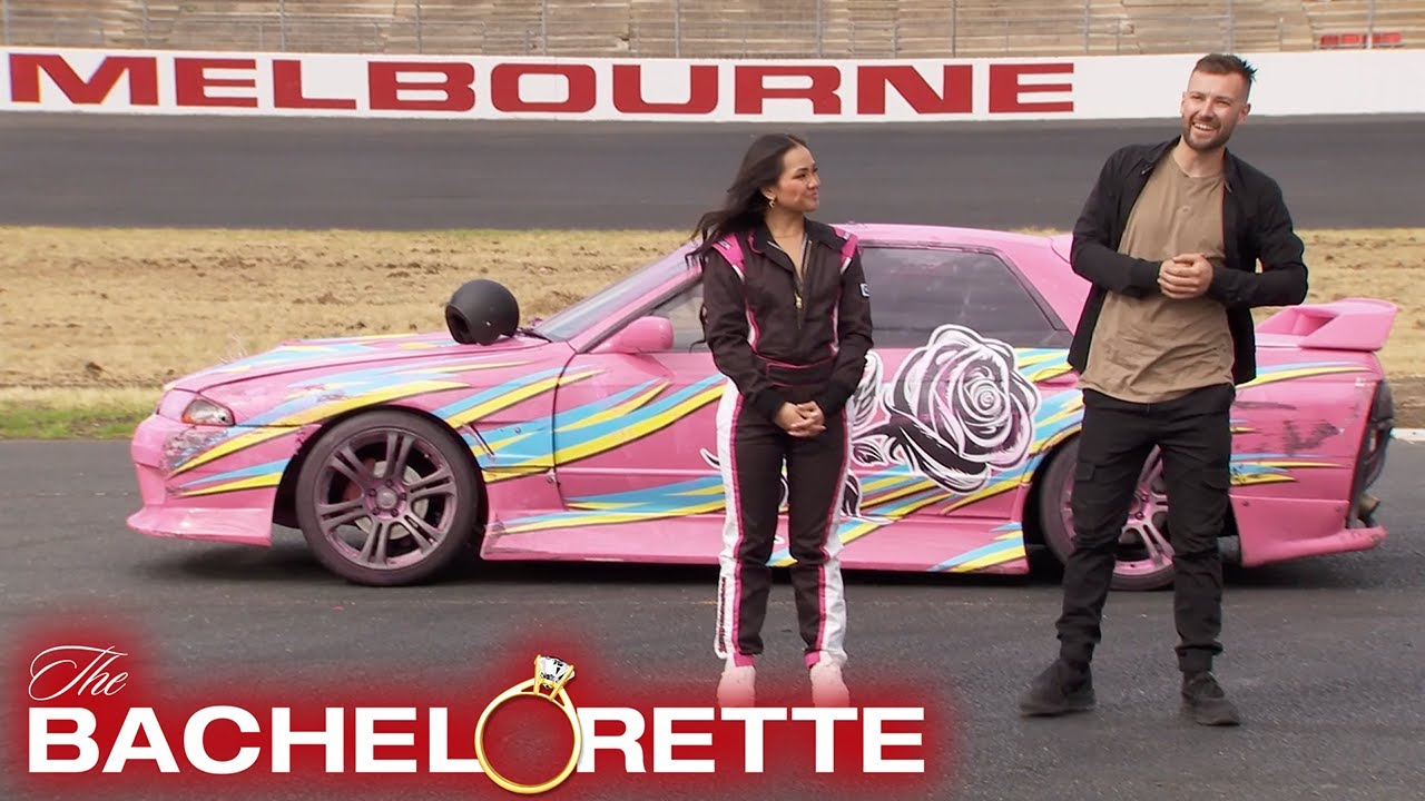 Jenn and 4 of Her Men Enjoy an Adrenaline-Filled Racing Group Date in Melbourne