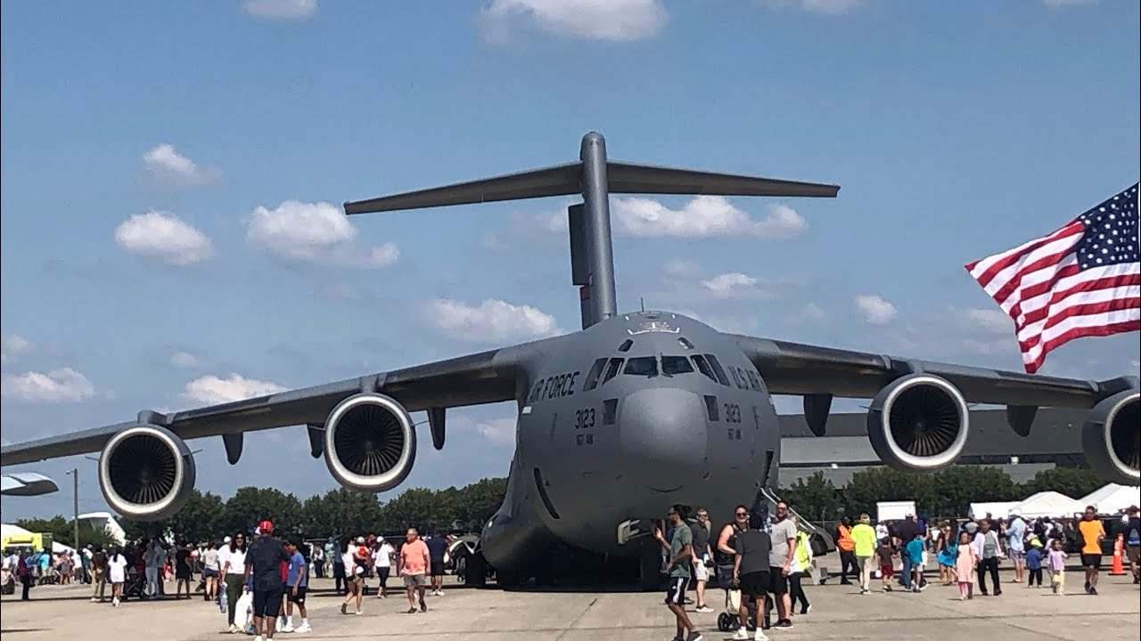 USAF C-17 at Dulles International Airport