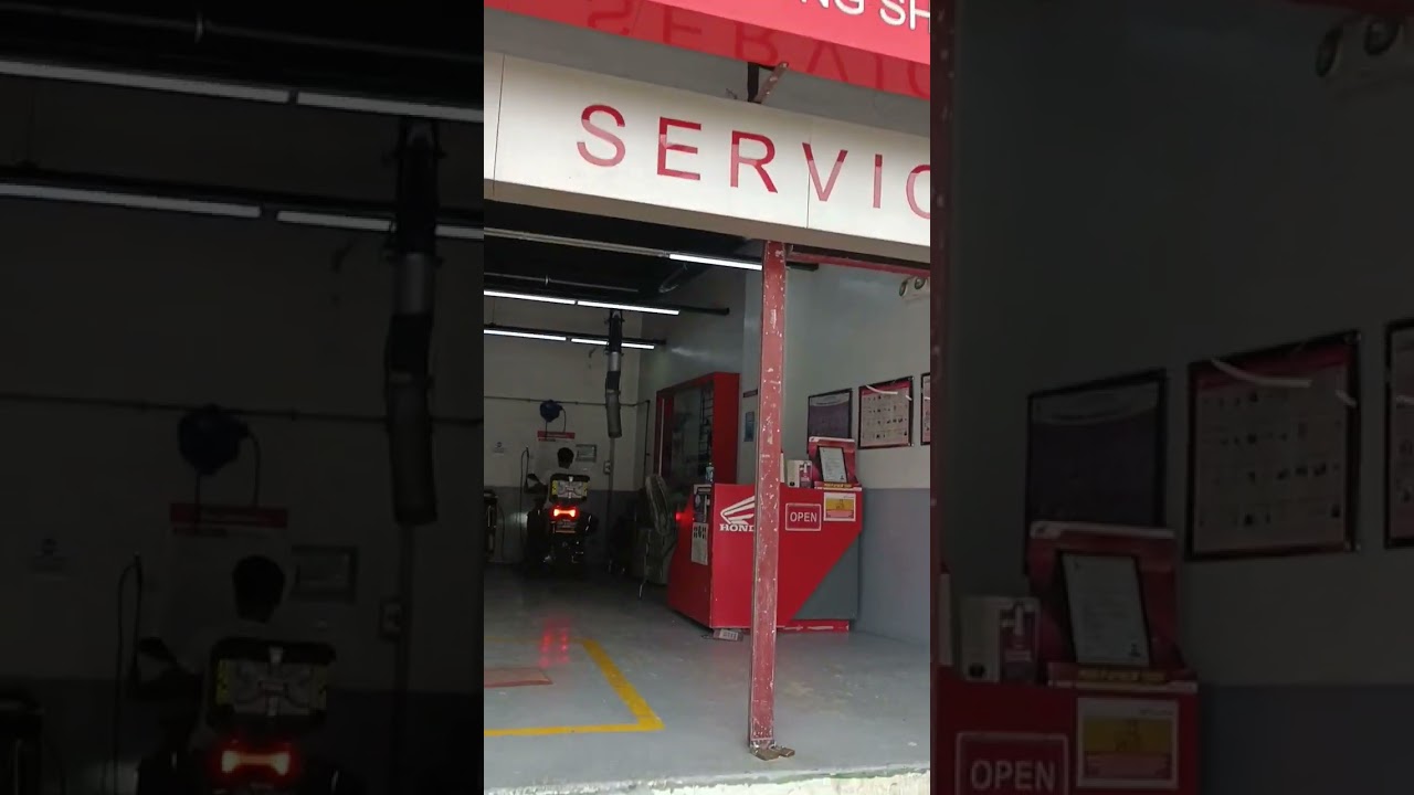Honda ADV 150 Road Test by the official Honda Mechanic