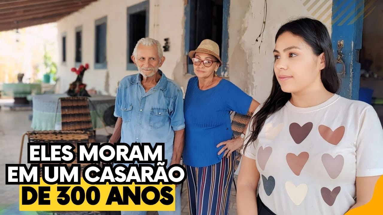 A VIDA SIMPLES no interior do Brasil... Ele vivem em uma casa de 300 anos