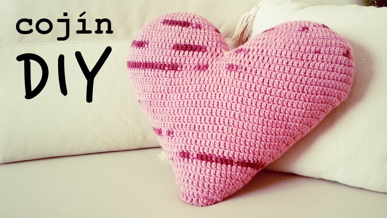 Cojin de Corazon a Crochet | How to crochet a HEART-shaped pillow