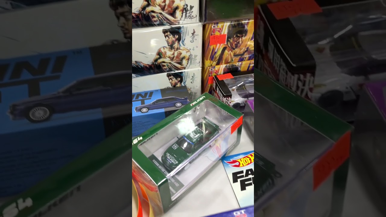 Diecast hunting in Toys'e Toys #diecast #hunt #inno64 #hotwheels #164cm #164custom #scale #shorts