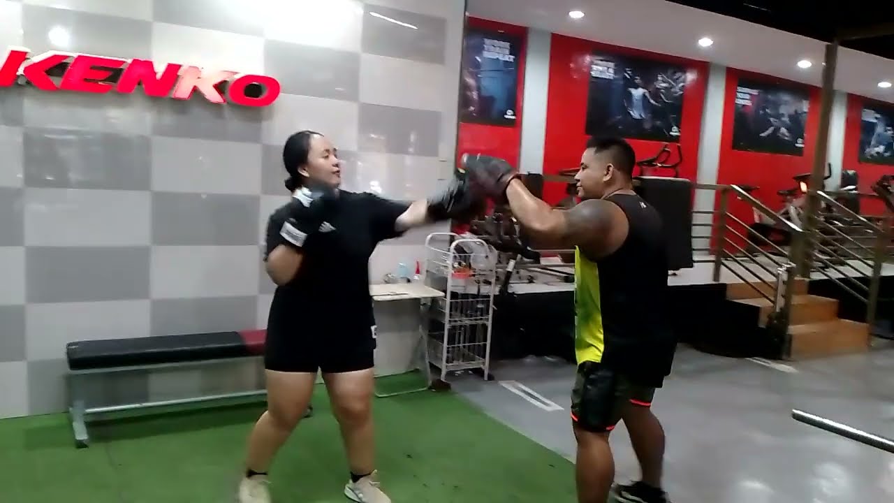 BOXING BEST CARDIO WORKOUT plz like subscribe coach, Alcarlo gym addict...
